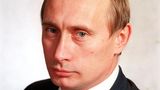 Im Juli 1998 geht für Putin ein Traum in Erfüllung: Mit 45 Jahren ist Putin an der Spitze der Geheimdienstler angekommen.