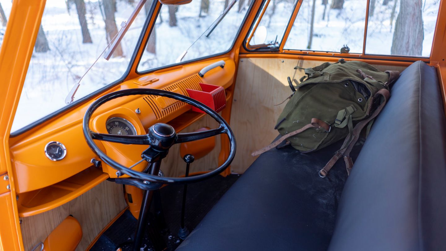 VW T1 "Raupen-Fuchs"