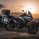 Die Energica Experia von der Seite