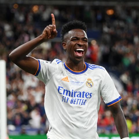 Im Rücken der Abwehr angeschlichen: Reals Vinicius Junior jubelt über seinen Treffer gegen den FC Liverpool