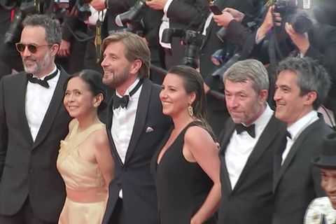 Video: Cannes: Goldene Palme für „Triangle of Sadness“