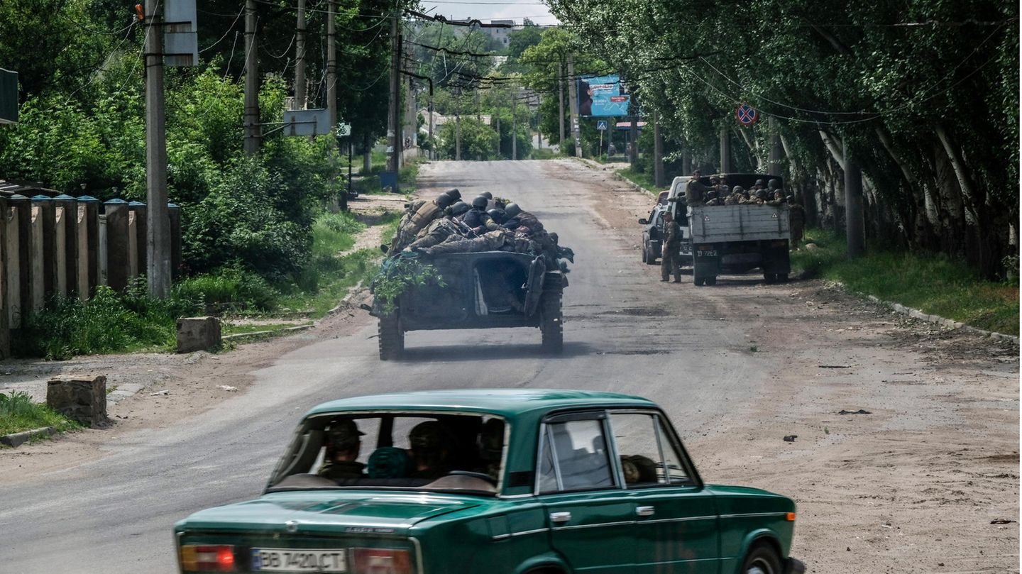 Ukraine: Russian troops step up attacks in the east (video)