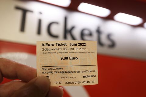 Wird das Neun-Euro-Ticket zum Flop?