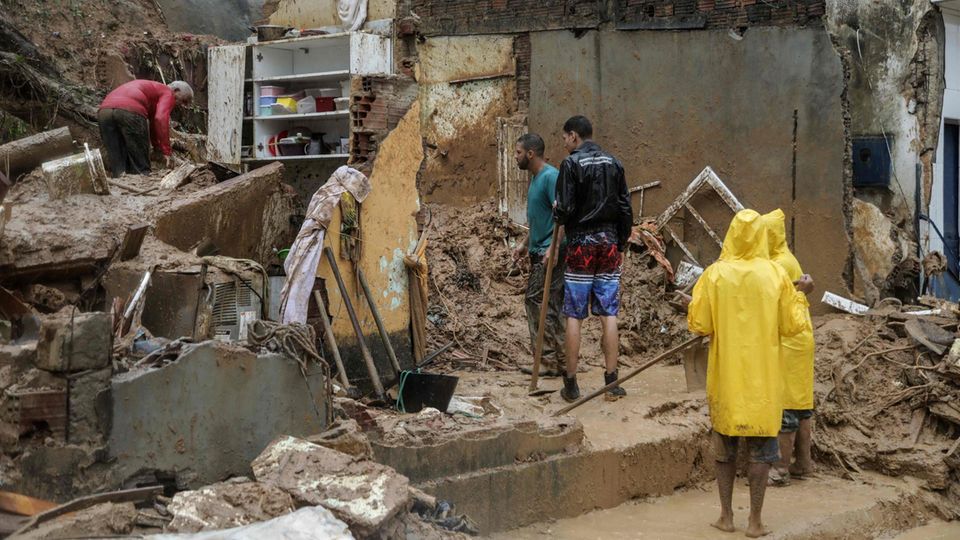Heftige Regenfälle in Brasilien kosten zahlreiche Menschenleben Heftige Regenfälle in Brasilien kosten zahlreiche Menschenleben