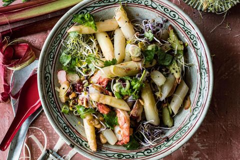 Spargel-Rhabarber-Salat