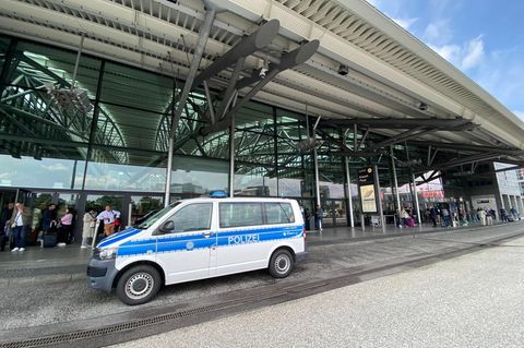 Einsatz der Budnespolizei am Flughafen Hamburg