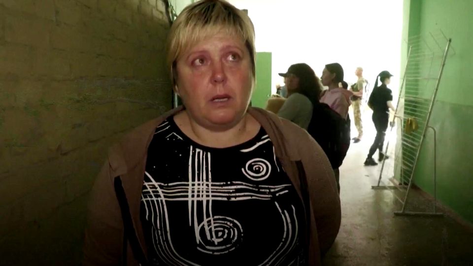 Ukraine-Krieg: Geflüchtete berichten von schlimmen Zuständen in Charkiw Ukraine-Krieg: Geflüchtete berichten von schlimmen Zuständen in Charkiw