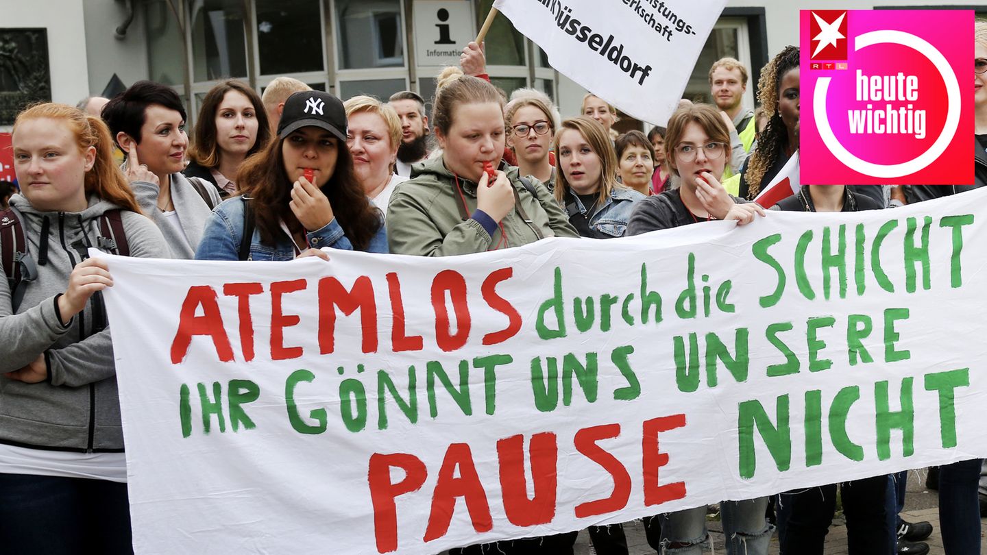 Streikende Pflegekräfte in Düsseldorf