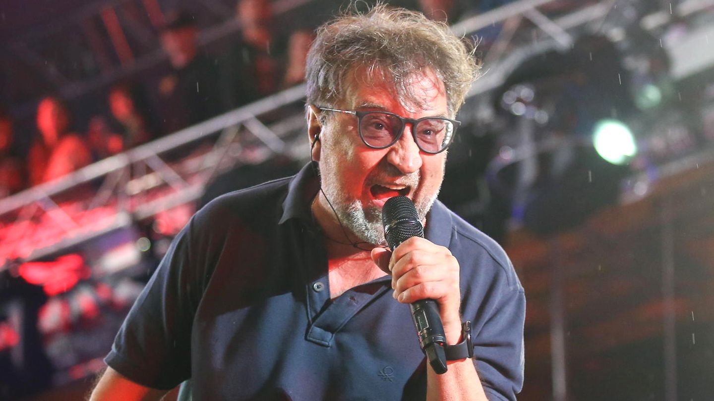Russian singer rumbles against Putin: “The fatherland is not the president’s ass”