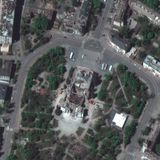 Ukraine-Krieg: Luftaufnahme des Drama-Theaters von Mariupol