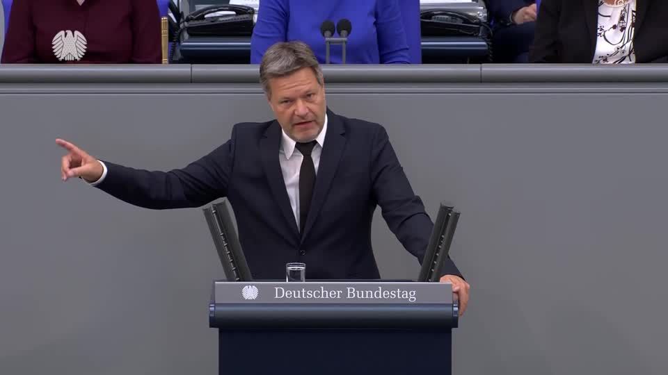 Bundestagsdebatte: Habeck zu Putin: "Er kann das nicht mehr lange durchhalten" Bundestagsdebatte: Habeck zu Putin: "Er kann das nicht mehr lange durchhalten"