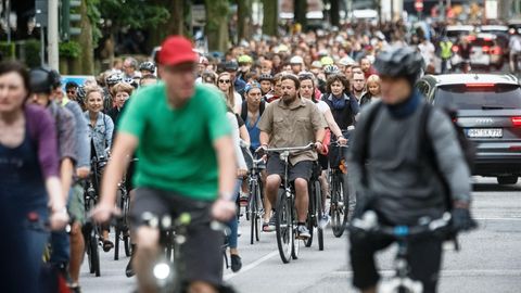 Critical Mass Fahrrad Demonstration in Hamburg 2018
