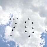 Flugzeuge der Royal Air Force bildeten während der Flugshow die Zahl 70 – eine Hommage an die Queen, die seit 1952 auf dem britischen Thron sitzt und damit ihr Platinjubiläum feiert.