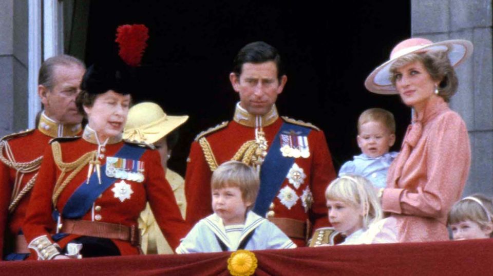 La Reina celebra ‘Trooping the Colour’ en Londres: los hijos de William y Kate son las estrellas secretas