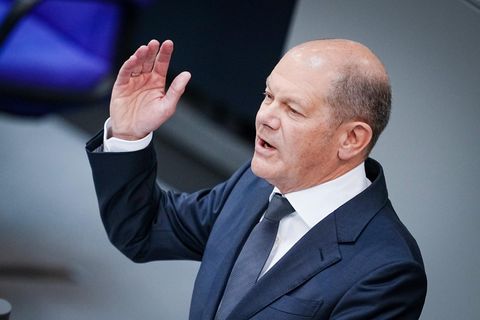 Olaf Scholz schlägt eine konzertierte Aktion gegen die Inflation vor.