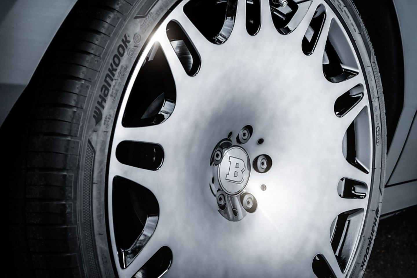 Brabus 700 auf Basis Rolls-Royce Ghost EWB