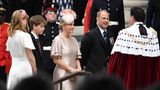 Prinz Edward, jüngster Sohn der Queen, kam mit seiner Frau Sophie und den beiden gemeinsamen Kindern Lady Louise Windsor und James, Viscount Severn.