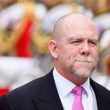 Zara Tindall und ihr Mann Mike gehörten ebenfalls zu den geladenen Gästen. Die 41-Jährige ist die Tochter von Prinzessin Anne und damit eine Enkelin der Queen.