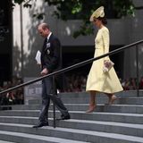 Prinz William und Herzogin Kate verlassen nach dem Gottesdienst die St. Paul's Kathedrale. Für die Mitglieder der Königsfamilie findet im Anschluss ein Empfang in der Londoner Guildhall statt. Die offiziellen Feierlichkeiten für die Queen gehen am Samstag beim Pferderennen in Epsom und mit einem Konzert vor dem Buckingham Palast weiter.