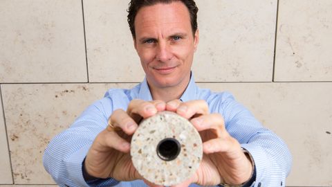 EnergyNest-Chef Christian Thiel verkauft Betonröhren als Energiespeicher