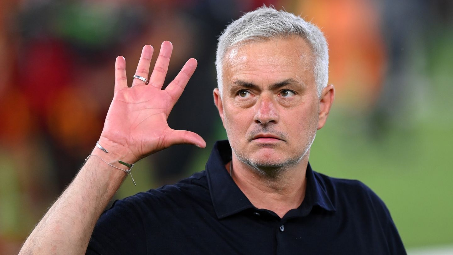 Henrikh Mkhitaryan apparently rejects contract offer from Roma