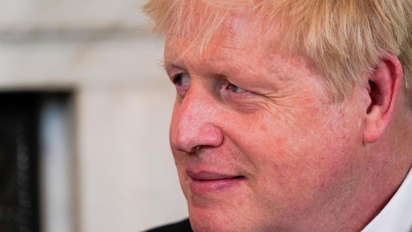 Boris Johnson guckt optimistisch