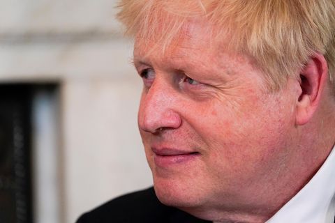 Boris Johnson guckt optimistisch