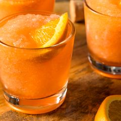 Frozen Negroni: Der Cocktail Klassiker neu interpretiert für den Sommer
