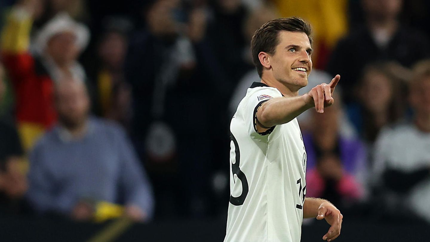 Nationalspieler Jonas Hofmann jubelt nach seinem Tor gegen England