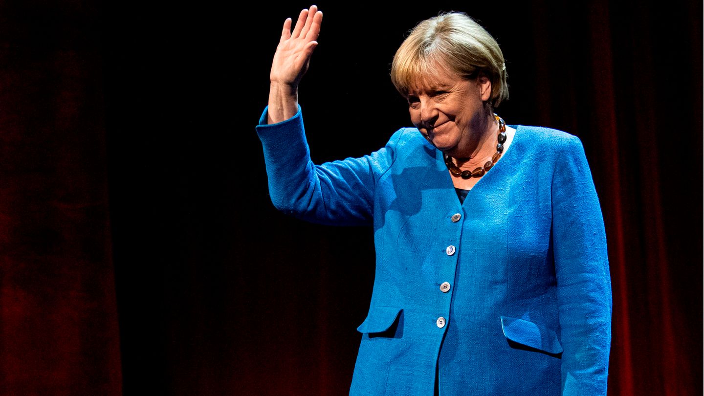 Angela Merkel: She Only Wants To Be A Citizen - That's A Good Thing ...