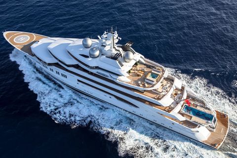 Yacht "Amadea" von Suleiman Abusaidowitsch Kerimow – lange lag das Schiff auf Fidschi