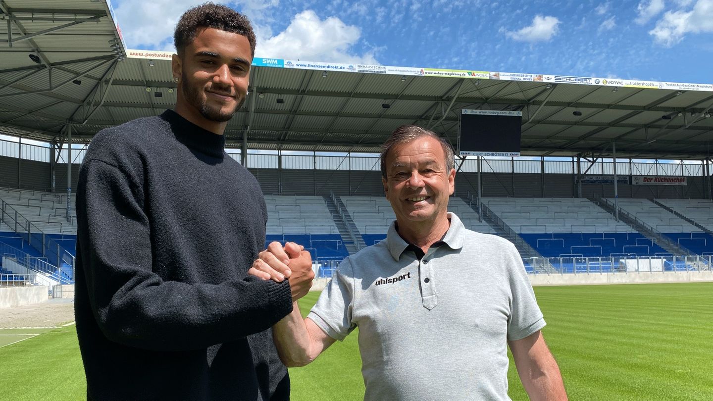 Official: Bayern Munich lends Jamie Lawrence to 1. FC Magdeburg