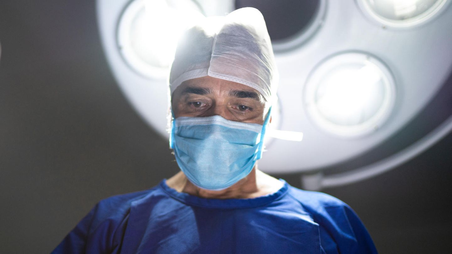 Diagnose Eine OP am Herz rettet den Patienten vor Überraschendem