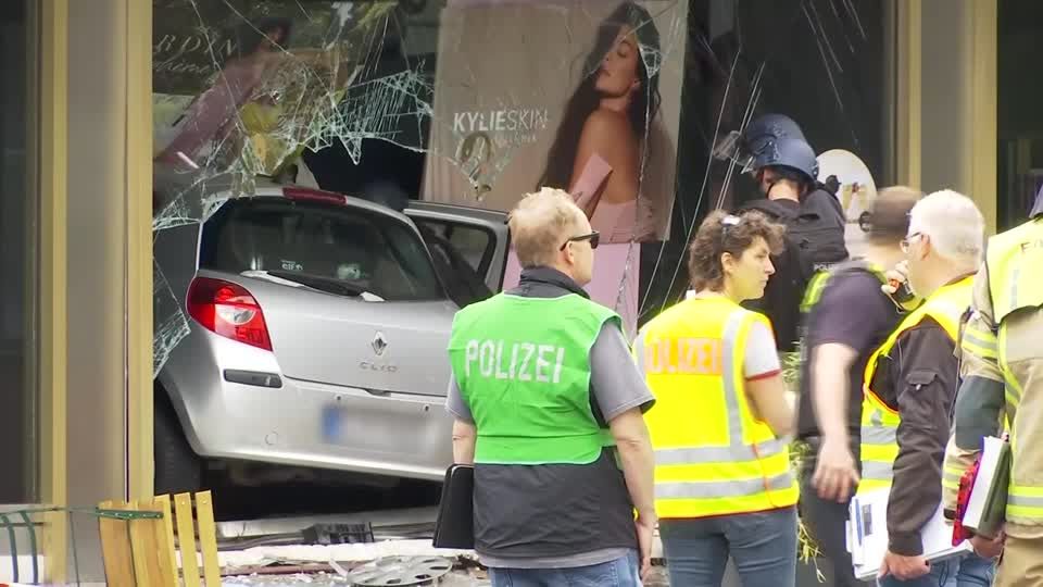 Video: Ein Toter in Berlin: Polizei ermittelt zum Hergang