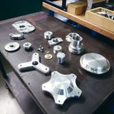 Bei Paravan wird viel Feinmechanik eingesetzt