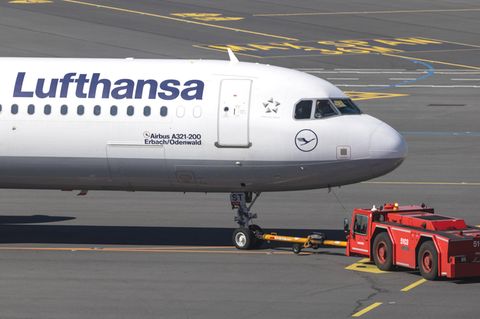Lufthansa Flüge fallen im Juli zu Hunderten aus