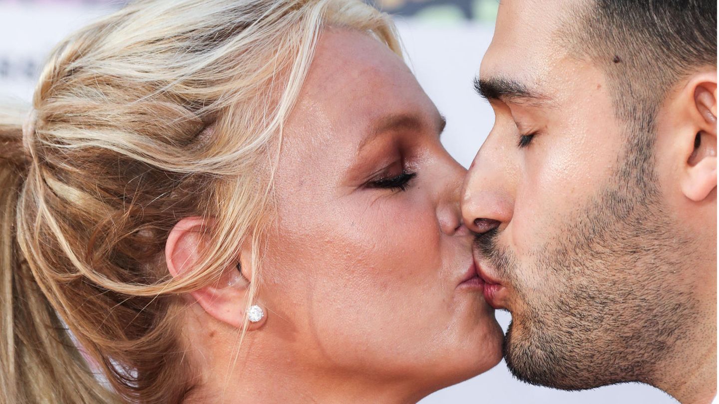 Britney Spears and Sam Asghari have reportedly gotten married