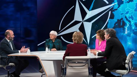 Die Gäste bei "Maybrit Illner" diskutieren über Europas Außenpolitik im Ukraine-Krieg