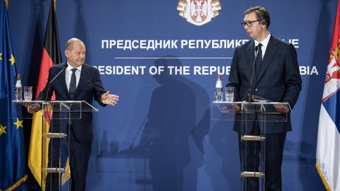 Bundeskanzler Olaf Scholz und Aleksander Vučić , Präsident von Serbien