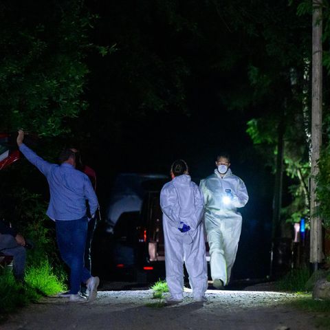 Bienenbüttel Niedersachsen Nachbarschaftsstreit: Ermittler der Polizei im Dunkeln