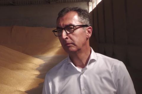 Video: Özdemir in der Ukraine: Bin Außenstelle des Kiewer Agrarministers