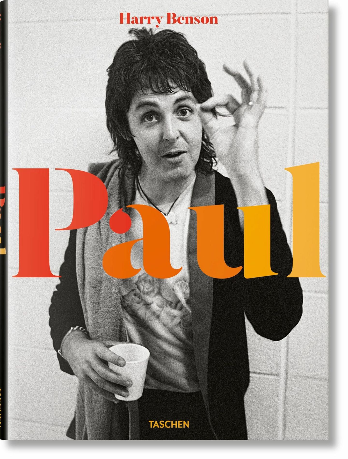 TASCHEN  "Paul"  Harry Benson, Reuel Golden  Hardcover  24 x 33,3 cm, 1,44 kg  172 Seiten  50 Euro  www.taschen.com