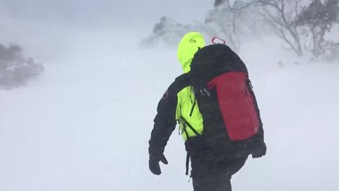 Skispringen: Vom Schneesturm verweht