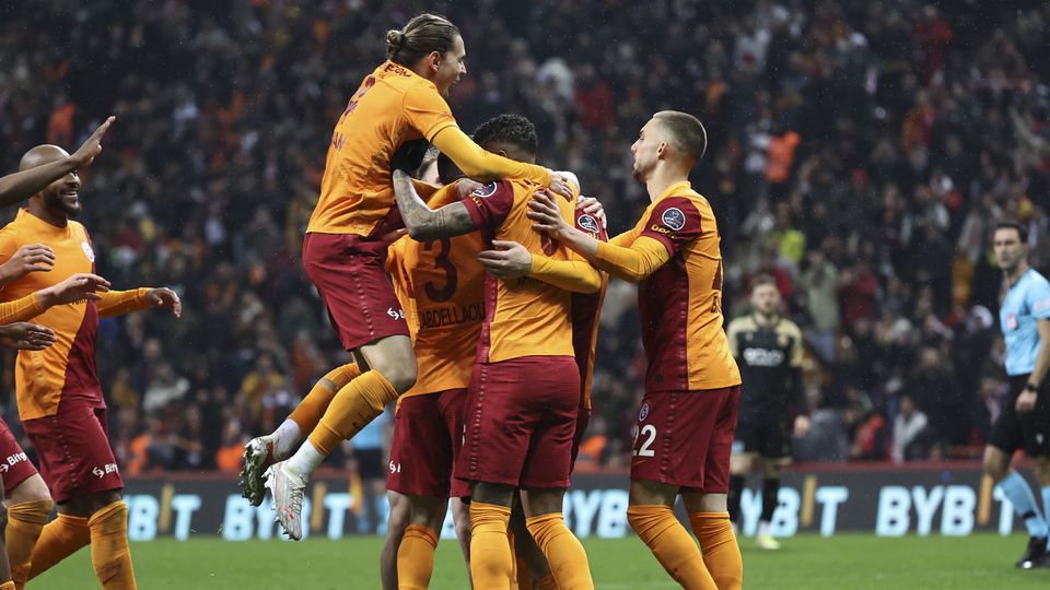 Galatasaray Goal Celebration vs. Yeni Malatyaspor 04/18/22
