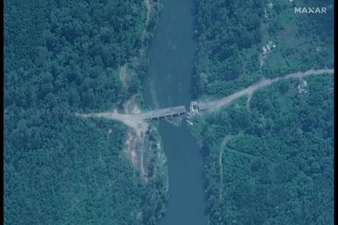Krieg in der Ukraine: Letzte Brücke zerstört: Sjewjerodonezk ist von der Außenwelt abgeschnitten