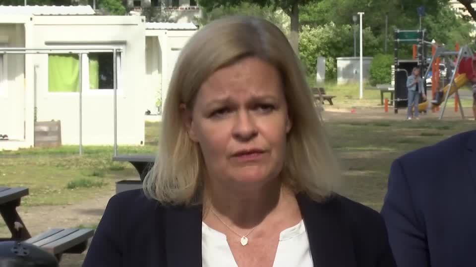 Video: Faeser: Es kommen sehr viel weniger Flüchtlinge aus der Ukraine