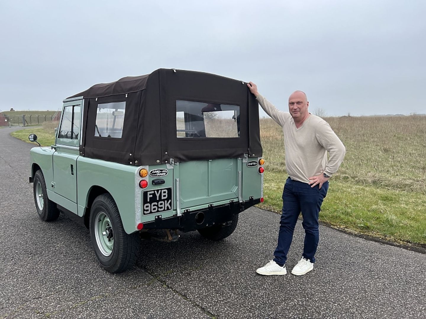 Everrati Land Rover Defender Series IIa