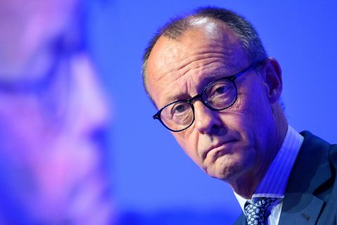 Da guckt er: Der einst so konservative Friedrich Merz macht sich nun mit Frauenquote Feinde in der Partei