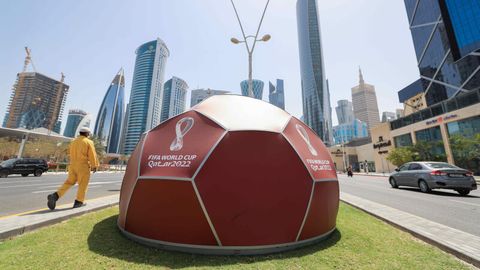 Ein Werbewürfel für die WM 2022 in Katar