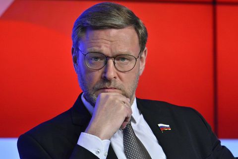 Konstantin Kossatschow, einer der führenden Außenpolitiker Russlands